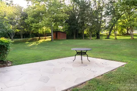 105 Simms St, Columbus, NC 28722 photo 39