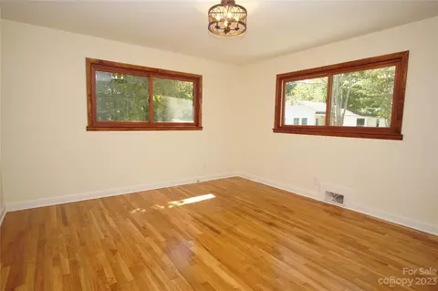 105 Simms St, Columbus, NC 28722 photo 16