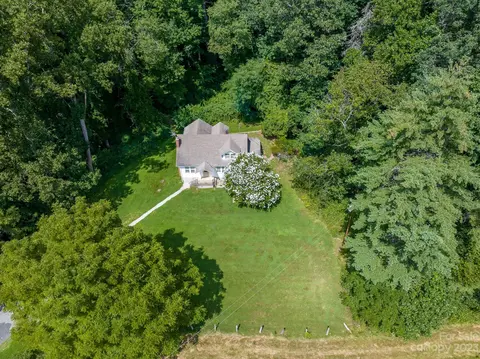 910 Bent Rd, Spruce Pine, NC 28777 photo 29