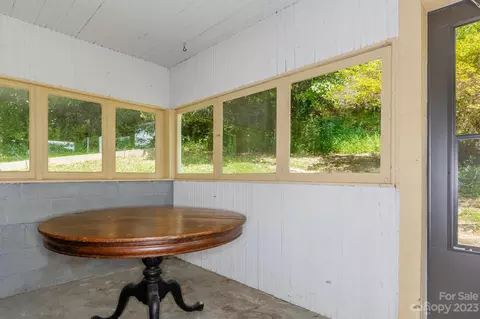 910 Bent Rd, Spruce Pine, NC 28777 photo 15