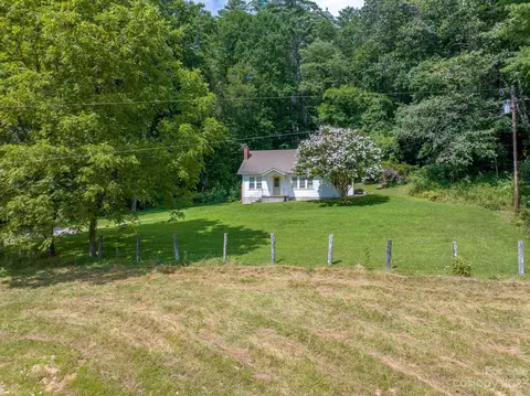 910 Bent Rd, Spruce Pine, NC 28777 photo 27