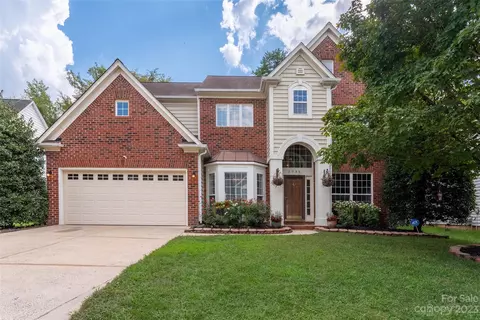 6036 Downfield Wood Dr, Charlotte, NC 28269