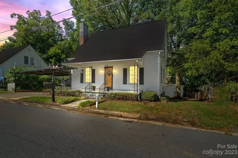 537 Bruton Nw Dr, Concord, NC 28027