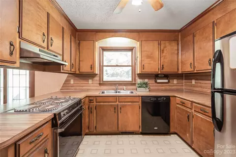 210 Springview Dr, Locust, NC 28097 photo 6