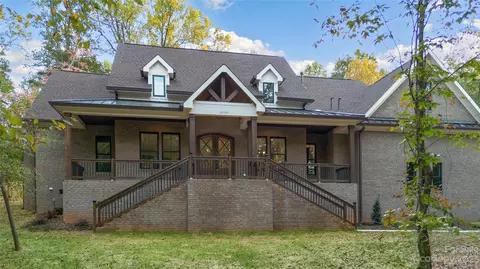 6009 Turn Berry Dr, Gastonia, NC 28056