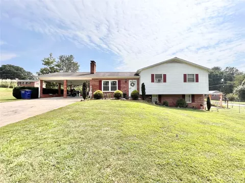 2088 Woodside Ter, Granite Falls, NC 28630