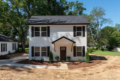 693 Gibson Nw Dr NW, Concord, NC 28025
