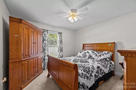 700 Pinehaven Cir, Clover, SC 29710 photo 22