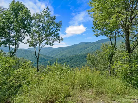 000 Big Ridge 35 37 Rd #35 & 37, Burnsville, NC 28714