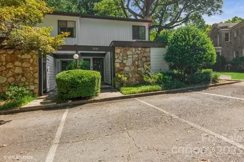 3751 Winding Creek Ln, Charlotte, NC 28226