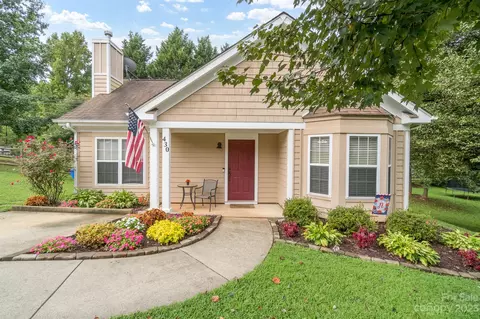 430 Cedarcroft Dr, Mooresville, NC 28115