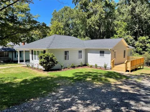 211 E Ohio 37 Ave #37, Bessemer City, NC 28016