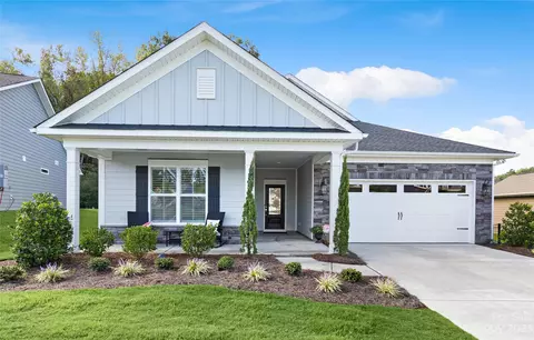 2004 Crooked Pine Pl, Indian Trail, NC 28079