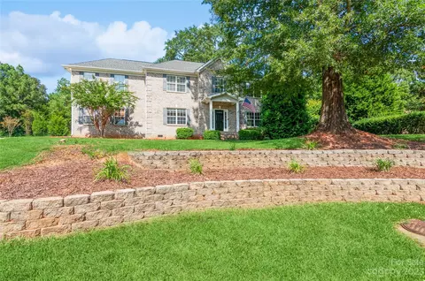 4227 Flint Dr, Lancaster, SC 29720 photo 2