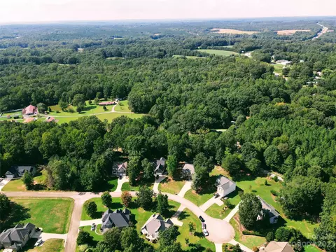 4227 Flint Dr, Lancaster, SC 29720 photo 38