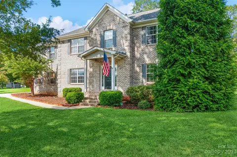 4227 Flint Dr, Lancaster, SC 29720 photo 3