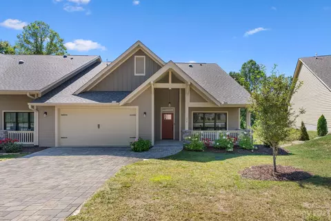 154 Copper Valley G17 Ln #G17, Hendersonville, NC 28739