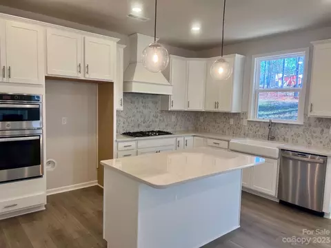 208 Stibbs Cross Rd, Mooresville, NC 28115