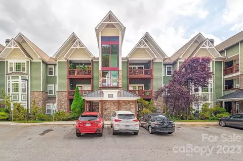 1000 Olde Eastwood Village 3b Blvd #3B, Asheville, NC 28803