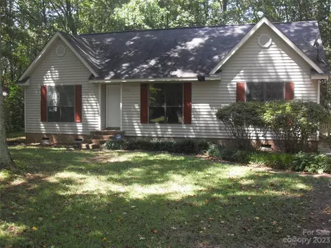 4800 Lawrence Orr Rd, Charlotte, NC 28212