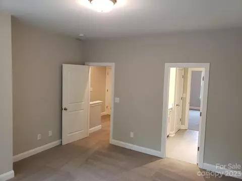 1819 Edgewater Nw Dr NW, Conover, NC 28613 photo 9
