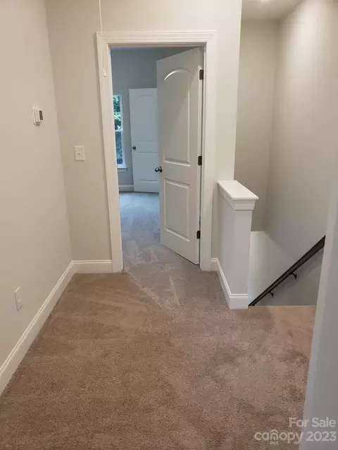 1807 Edgewater Nw Dr NW, Conover, NC 28613 photo 10