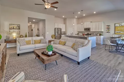 8184 Mccormick St, Terrell, NC 28682