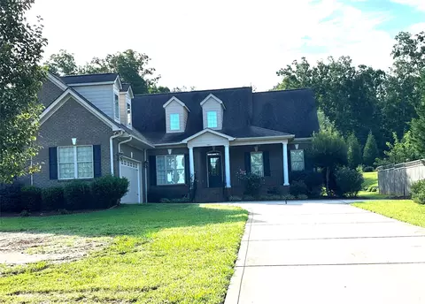 1021 Lyndon Dr, Lancaster, SC 29720