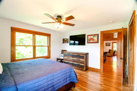 419 Panoramic Loop, Maggie Valley, NC 28751 photo 11