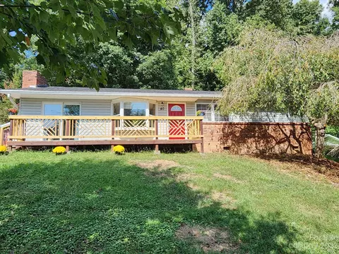 40 Conner Rd, Candler, NC 28715