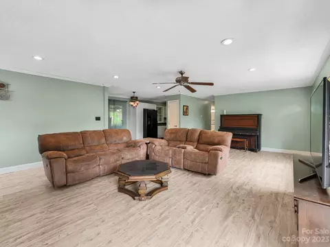 40 Conner Rd, Candler, NC 28715 photo 6