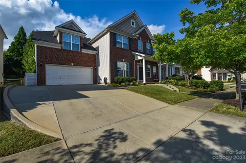 8109 Cottsbrooke Dr, Huntersville, NC 28078
