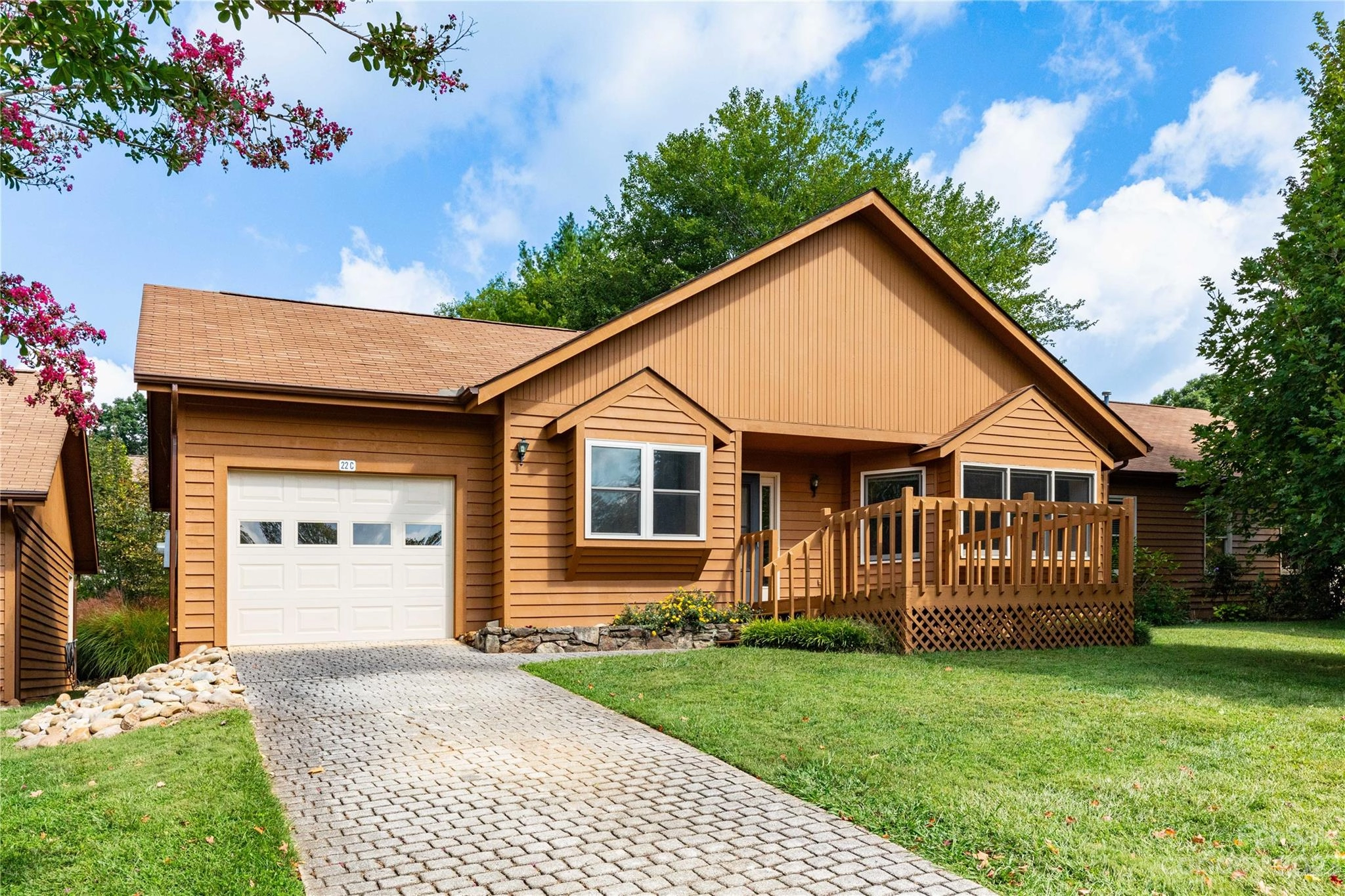 22 Foxglove C Ct Unit C  