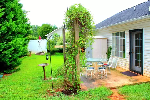 321 Split Oak Ln, Inman, SC 29349 photo 8