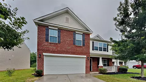 5512 Amber View Ct, Charlotte, NC 28216