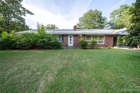307 Randolph St, Candor, NC 27229
