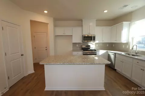 5253 Maynard Hill Dr, Monroe, NC 28110 photo 6