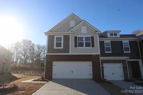 5253 Maynard Hill Dr, Monroe, NC 28110