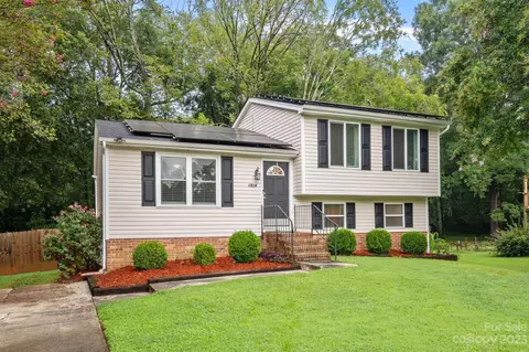 1928 Rice Planters Rd, Charlotte, NC 28273