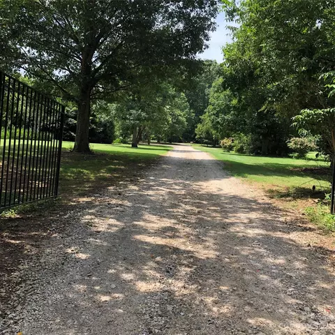 195 Thomas Rd, Clover, SC 29710 photo 40
