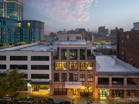 17 N Market 303 St #303, Asheville, NC 28801