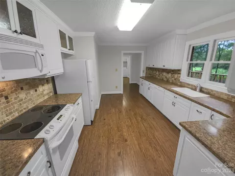 3618 Griffith Rd, Monroe, NC 28112 photo 9