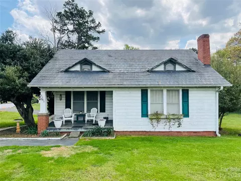2201 W Front St, Statesville, NC 28677