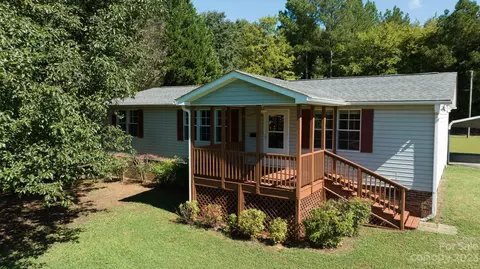 1964 Sandlewood Dr, Rock Hill, SC 29730