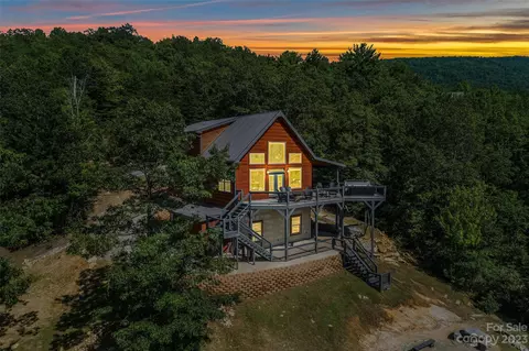 130 Sequoyah Cir, Marion, NC 28752