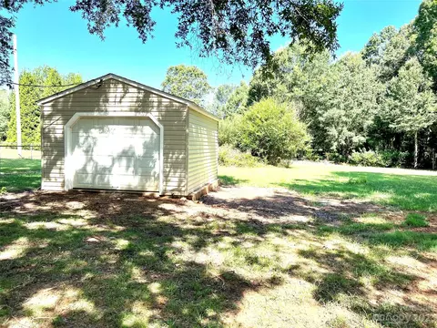 1024 Willoughby Rd, Monroe, NC 28110 photo 7