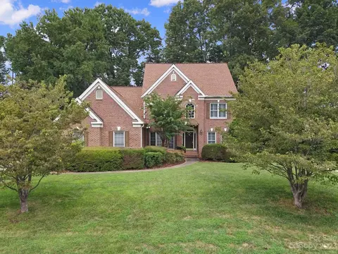 265 Castles Gate Dr, Mooresville, NC 28117