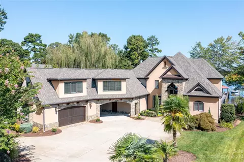 22830 Torrence Chapel Rd, Cornelius, NC 28031