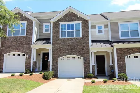 6315 Cory Bret Ln, Charlotte, NC 28278