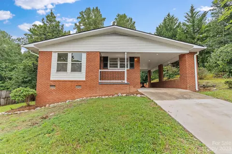 45 Peach Dr, Marion, NC 28752